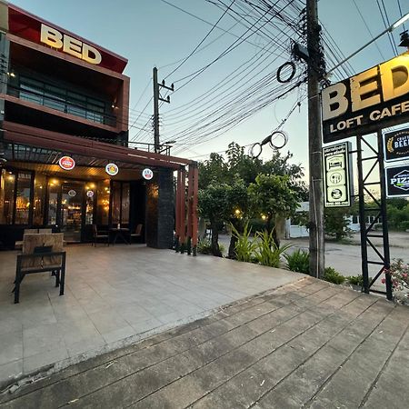Hotel Bed Loft Cafe Khon Kaen Esterno foto