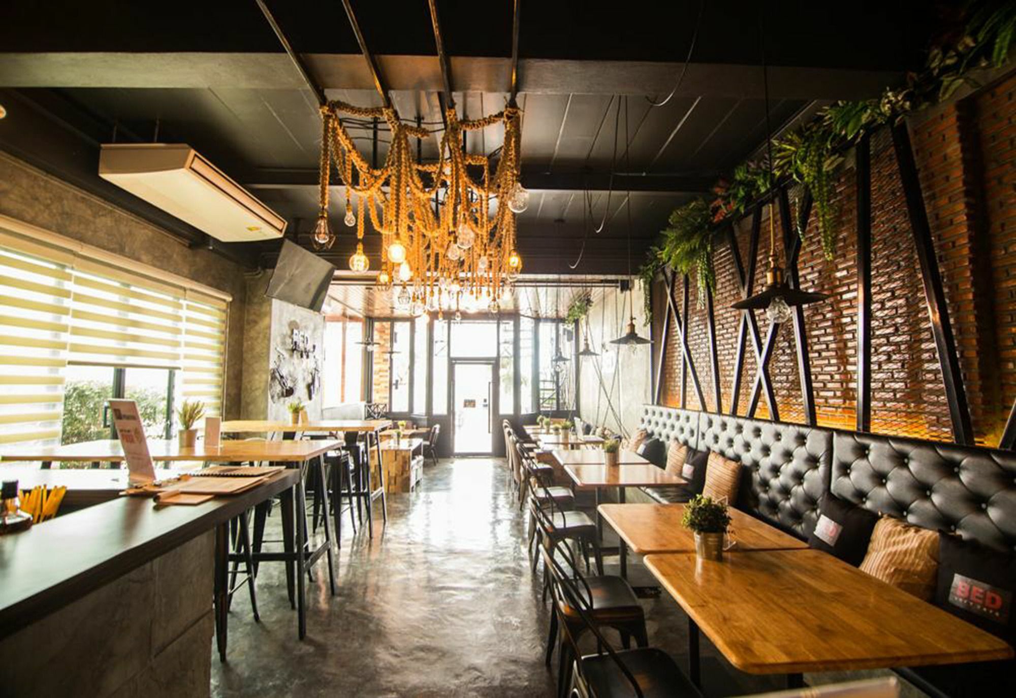 Hotel Bed Loft Cafe Khon Kaen Esterno foto